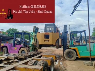 Dịch vụ xe nâng rút container và nâng hạ hàng hóa tại Thuận An, Bình Dương