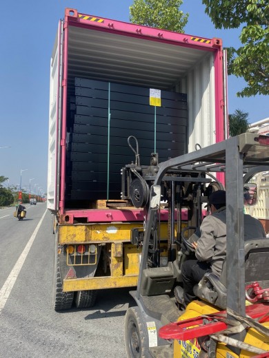 Dịch vụ đóng hàng container bằng xe nâng tại Bình Chuẩn, Bình Dương